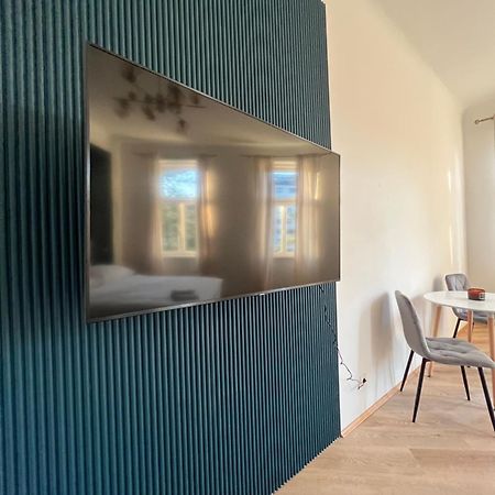Apartment Schoenbrunn Near Metro Wien Exteriör bild